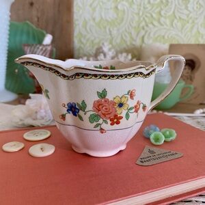 Vintage Ceramic Pitcher 🌸
